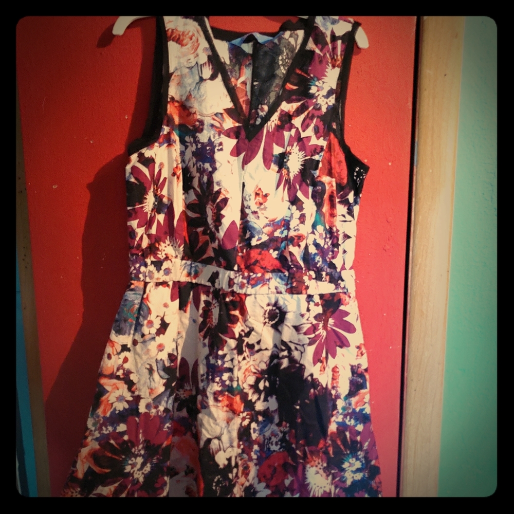 Simply Vera Wang Dress *summer sale*